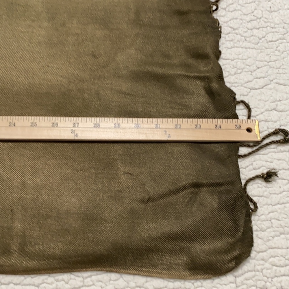 Angl Scarf - Picture 5 of 9